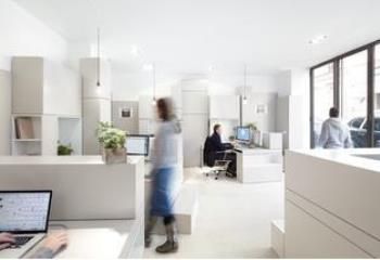 Location bureau Paris 18 - Rez-de-chaussée avec entrée indépendante