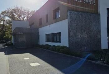 Bureau Herbignac - Proche pôles santé et axes routiers