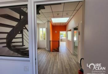 Location local commercial Pornic - Centre-ville et axe passant
