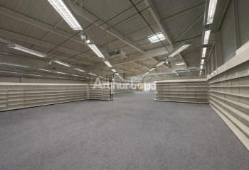 Location local commercial Saint-Brice-Courcelles - Zone commerciale