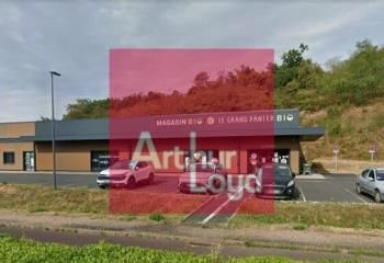 Location local commercial Issoire - 750 m²
