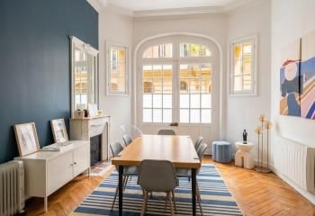 Location bureaux Paris 17 - Immeuble Haussmannien calme et lumineux