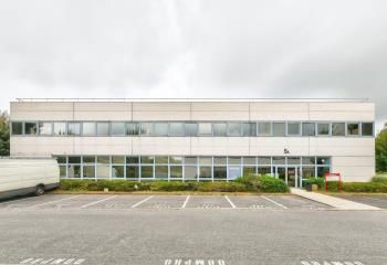 Vente cellules d'activité Persan - Parc arboré près A16