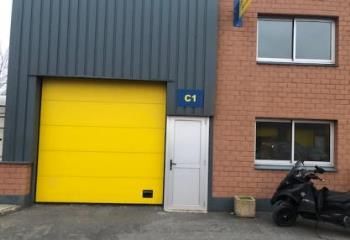Location local d'activité Saint-Ouen-l'Aumône - Accès livraison 3x3 m