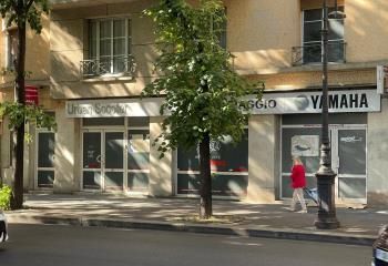 Location local commercial Paris 15 - Rue de la Convention