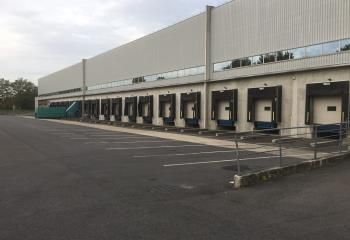 Location entrepôt Herblay - Divisible 10 200 m² / 5 600 m²
