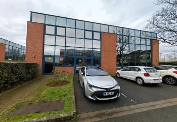 Location bureaux Savigny-le-Temple - Proche RER D et A5