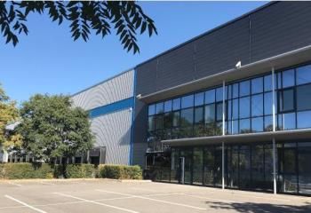 Location entrepôt Brétigny-sur-Orge - Parc logistique sécurisé 24/24