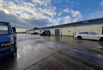 Cellules d'activité à vendre Hérouville-en-Vexin - 1500 m²