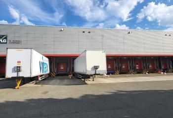 Location entrepôt Maurepas - 6 081 m² - 16 quais avec niveleurs