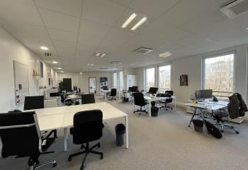 Location bureaux Chessy - Proche RER A et place d'Ariane