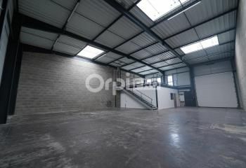 Local d'activité à louer Décines-Charpieu - Proche Tramway T3, T7