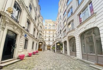 Bureaux à louer Paris 9 proche Saint-Lazare