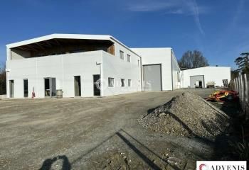Location local d'activité neuf Bassens - Charpente bois et PV
