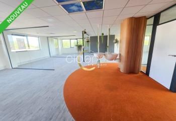 Location bureaux Cournon-d'Auvergne - Proche A75 et transports