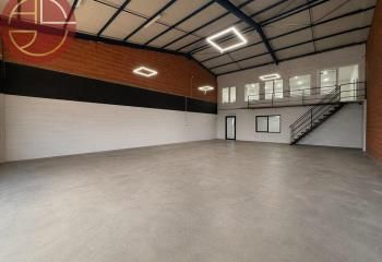 Location entrepôt Saint-Orens-de-Gameville - 200 m²