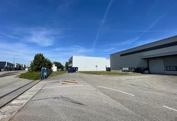 Location local d'activité Genas - Stockage sécurisé