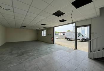 Location entrepôt Eysines - Proche rocade 8 et 9