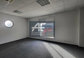 Location bureaux Saint-Nazaire - Terrasse et parking
