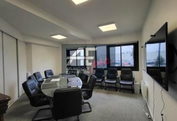 Location bureaux Saint-Nazaire - Proche transports et commerces