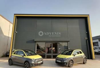 Location local commercial - 370 m²