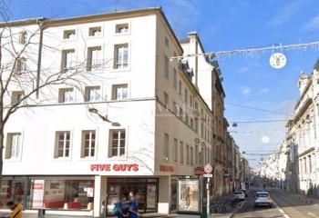 Location local commercial Nancy hyper-centre - Angle rue