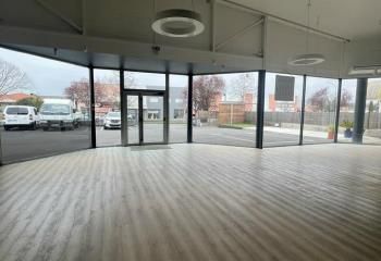 Location local commercial Saint-Orens-de-Gameville - Axe passant