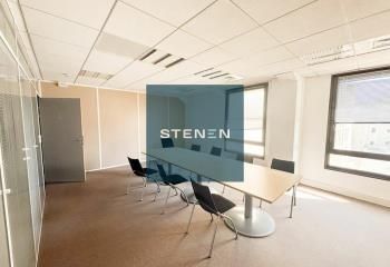 Location bureaux Marseille 1 - Proche tram et bus Cours Saint-Louis