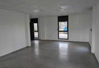Bureaux à louer Guilherand-Granges - Proche A7 et parking privatif