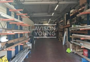 Location local d'activité Gennevilliers - Porte sectionnelle plain-pied