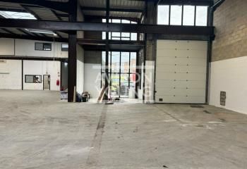 Location local d'activité Le Thillay - Proche A1/A3 et aéroports