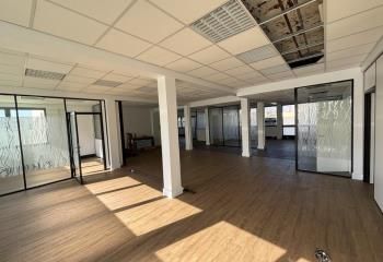 Location bureaux Colombes - Proche stations Jacqueline Auriol et Charlebourg