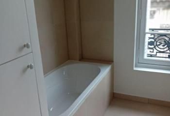 Location local professionnel Paris 9 - Rue Maubeuge