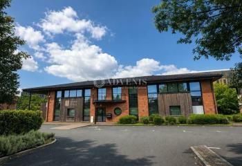 Location bureaux Lezennes - Synergie Parc, bus et parking