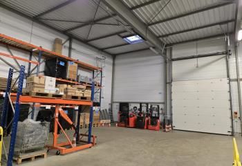 Local d'activité à louer Parcay-Meslay - 50 places de stationnement