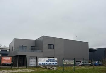 Complexe tertiaire à vendre Pompignac - Proche A89 et rocade