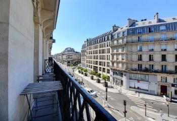 Bureaux à louer Paris 9 - Pied métro Cadet immeuble haussmannien
