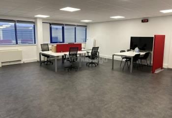 Bureaux à louer Pulversheim - Zone d'activités avec parking