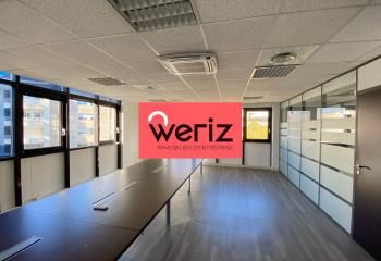 Location bureaux Marseille 8, proche centre commercial Bonneveine et transports