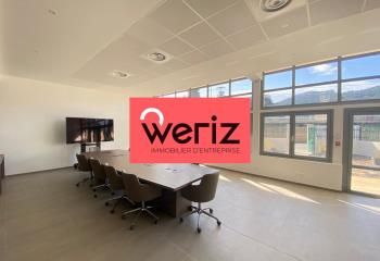 Location bureaux Marseille 11, proche parc La Valentine Vallée Verte, bus et gare