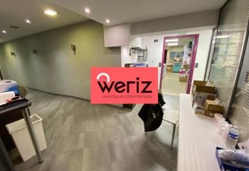 Location bureaux Marseille 8 - Proche bus, métro et autoroute