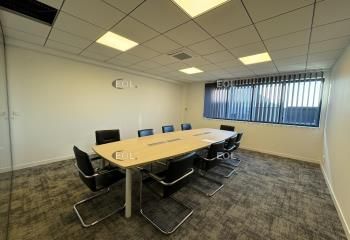 Location bureaux Tigery - Proche axes routiers et Parc des Vergers