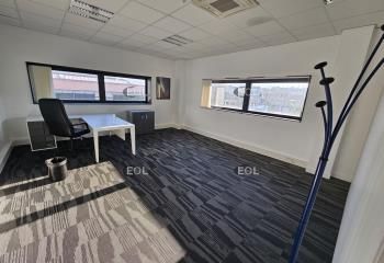 Local d'activité et bureaux à louer Ivry-sur-Seine - Proche transports