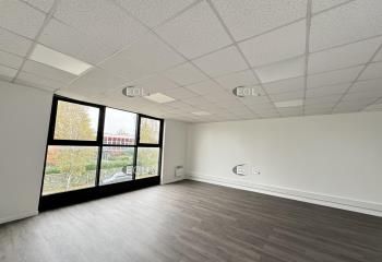 Local d'activité à louer Maurepas - Proche N10 et N12