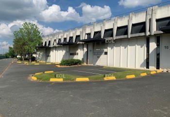 Local d'activité à louer Evry - Accès A6, N104, RER D, Tram T12