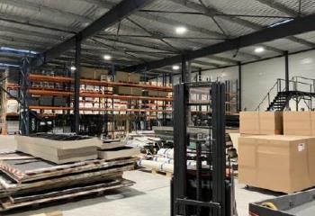 Local d'activité à louer Buc - Proche A86, N12, N118, RER C