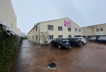 Local d'activité à vendre Combs-la-Ville - Proche RN 104 et RER D