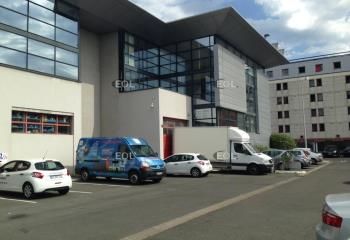 Local d'activité à louer Nanterre - Bord de Seine - Accès A14, A15, A86