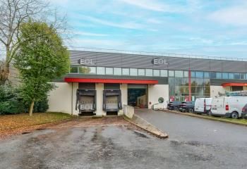 Location entrepôt Saint-Thibault-des-Vignes - Proche A4 et A104