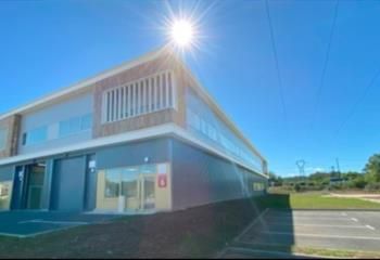 Cellules d'activité neuves à vendre Rousset - Proche A52 et A8